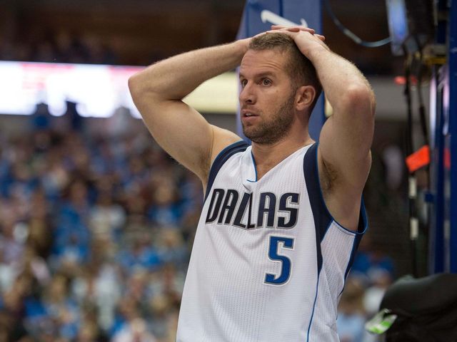 Mavericks' Barea believes ankle OK after leaving loss to Spurs