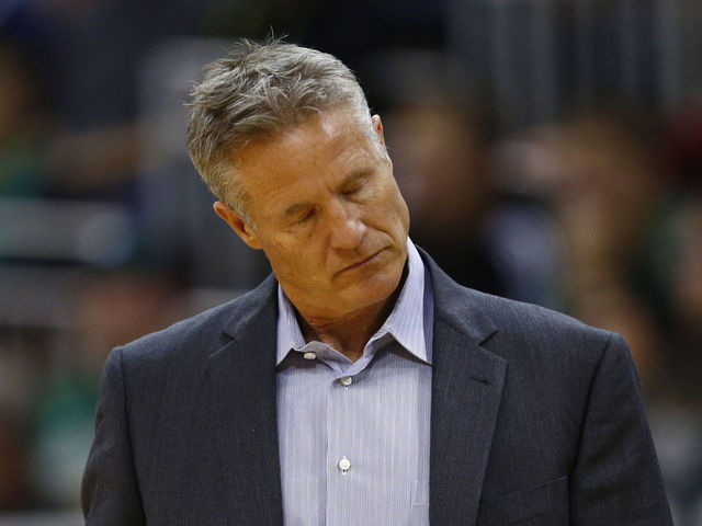 Watch: This 20-second stretch in Hornets-76ers game is a hot mess