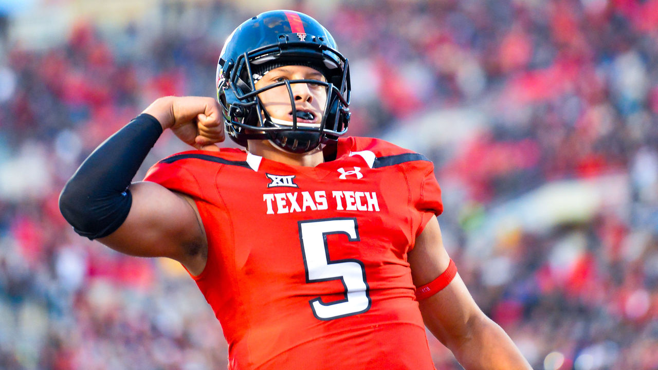 Patrick Mahomes commits to the Texas Tech Red Raiders 