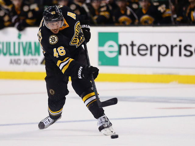 Bruins' Krejci will undergo offseason hip surgery
