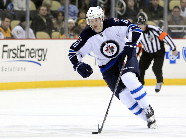 Report: Avs, Bruins, Coyotes, Rangers among teams most interested in Trouba