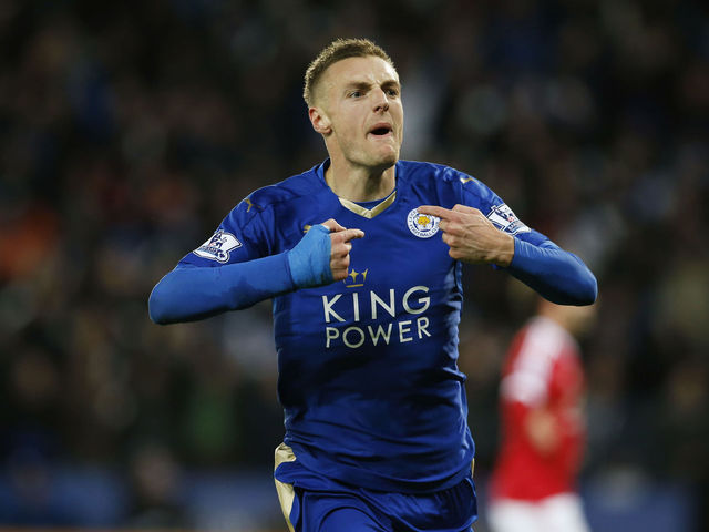 Vardy spurns Arsenal, commits to Leicester