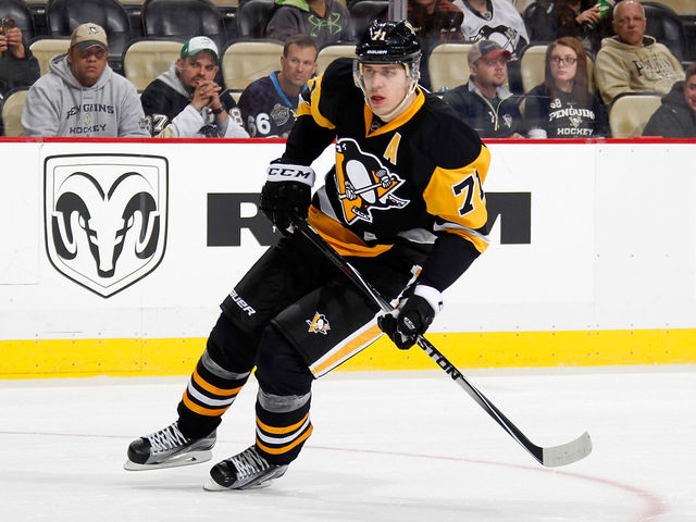 VIDEO: Malkin scores spinning golazo