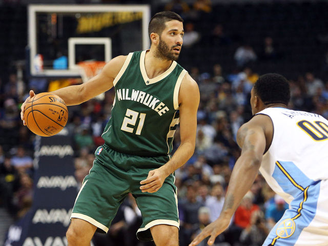 Bucks' Vasquez aims for late-January return