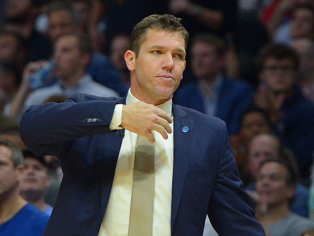 Lakers hire Luke Walton as head coach