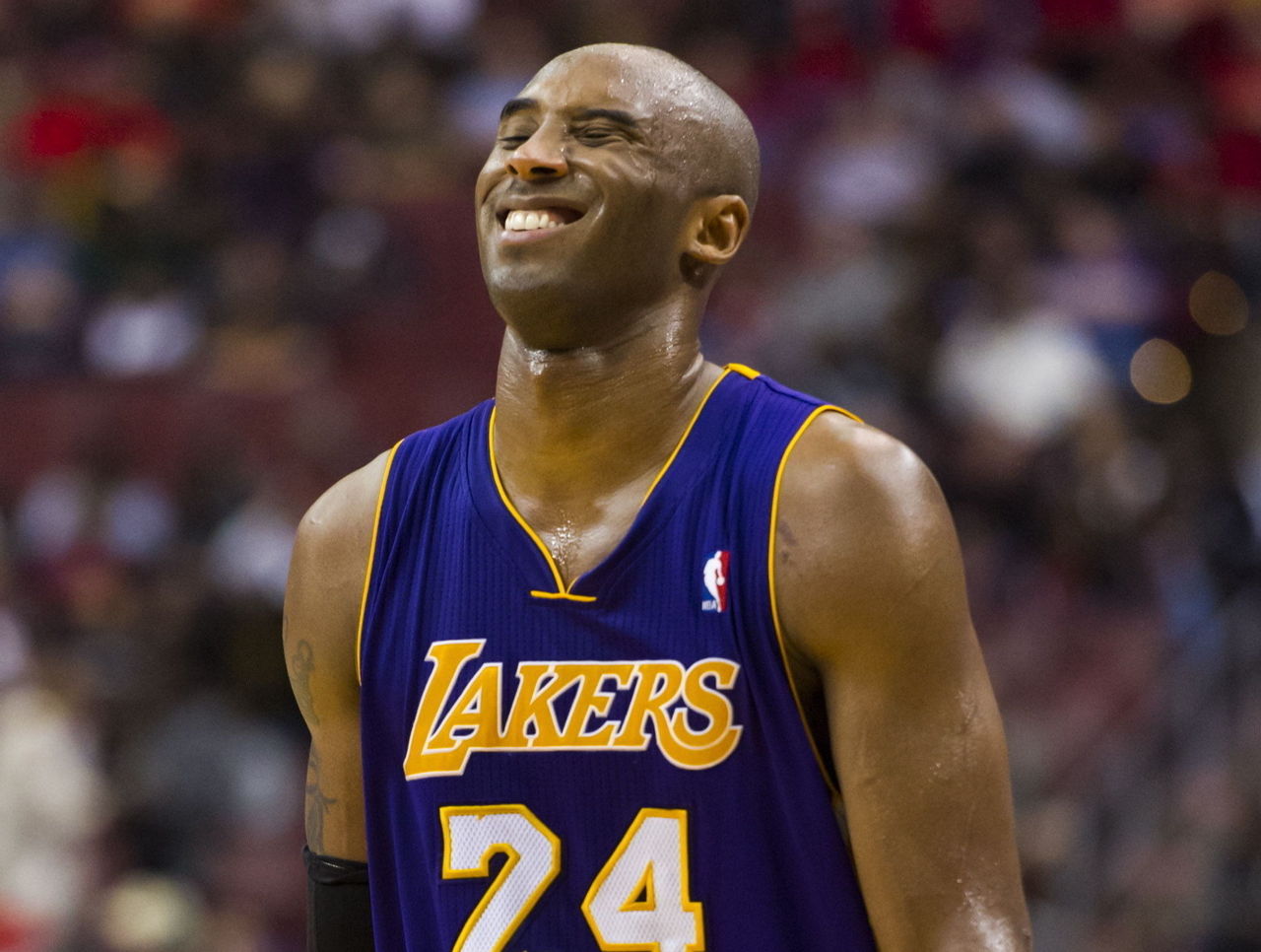 Lakers' Kobe Bryant announces retirement from NBA, effective at