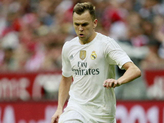 Valencia signs Denis Cheryshev from Real Madrid on season-long loan