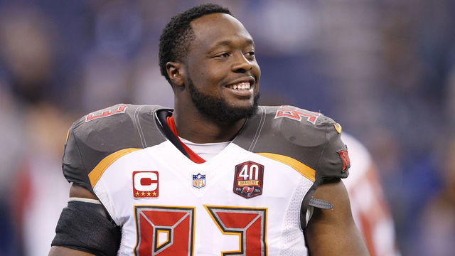 Buccaneers' McCoy lobbies for Bennett, Talib to join team