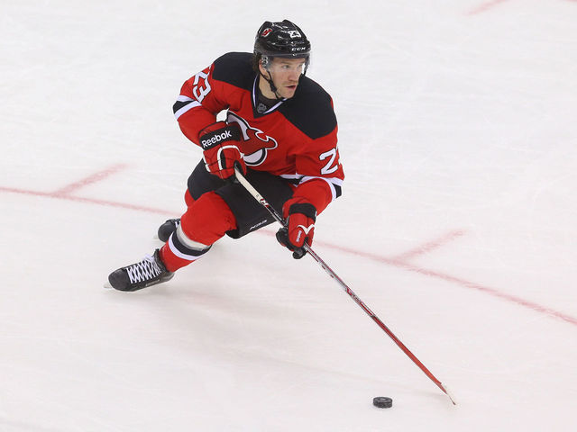 Devils' Farnham pokes fun at revival of 'Deflategate' scandal