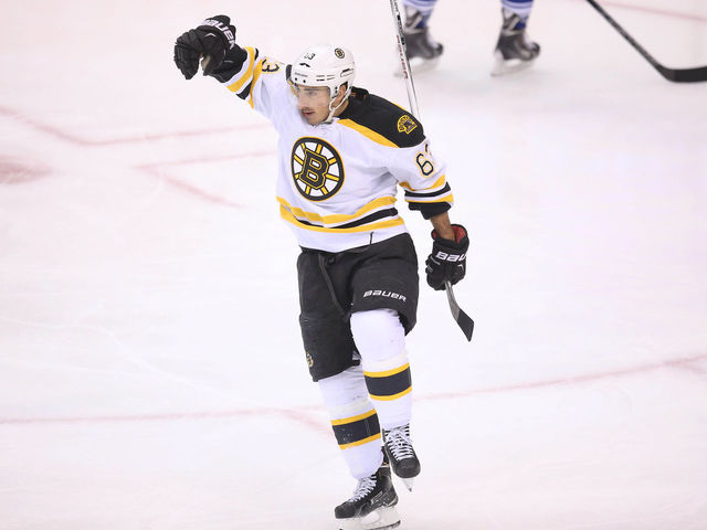 VIDEO: Bruins' Marchand scores on penalty shot with help from an old friend