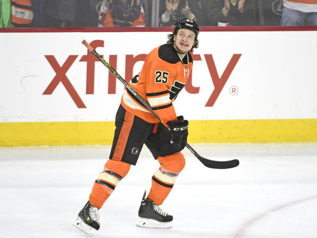 Coyotes sign Ryan White to 1-year deal worth reported $1M