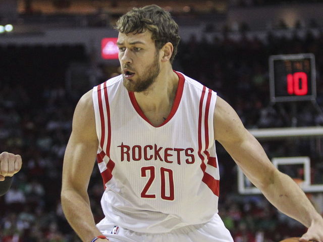 Motiejunas shoots down reports he's suing Rockets
