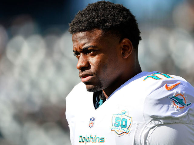 Dolphins without Parker, Ravens missing Wallace for TNF