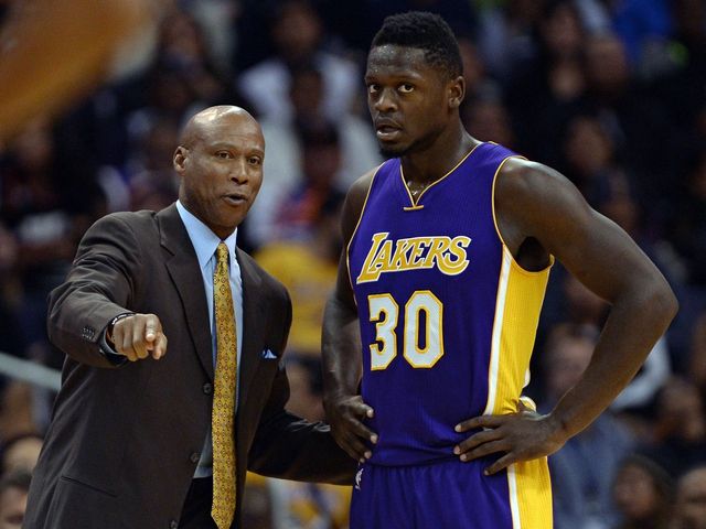 Byron Scott to bring Russell, Randle off bench for foreseeable future