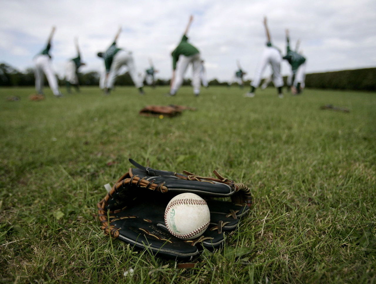 AM 570 LA Sports on X: Actor Mike Vitar, 'The Sandlot's' Benny 'The Jet,'  charged with felony assault.    / X