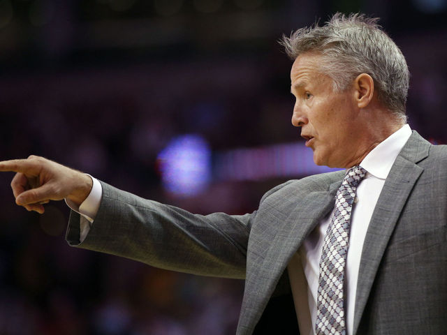 76ers, coach Brett Brown agree on 2-year extension