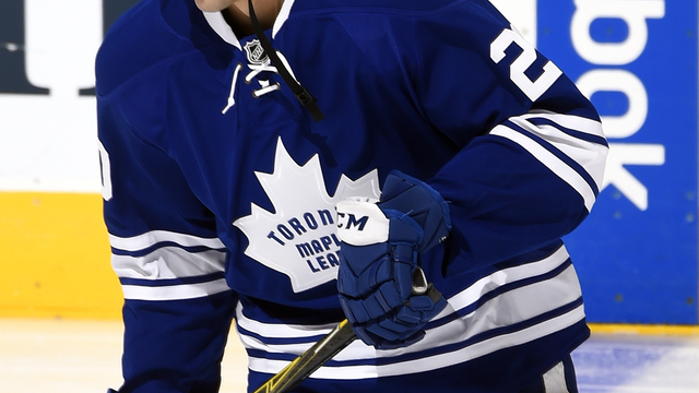 Maple Leafs trade Corrado to Penguins for Fehr, Oleksy, pick