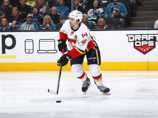 Report: Stars 'remain focused' on Russell, Hamhuis