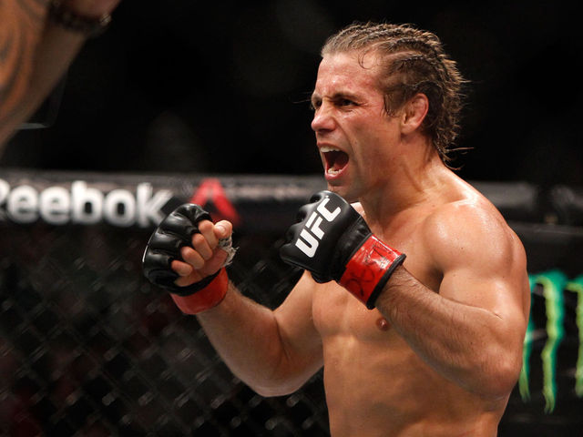 Faber caps off UFC 194 prelims with victory over Saenz