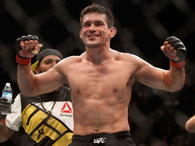 Demian Maia completely dominates Gunnar Nelson in grapple-fest