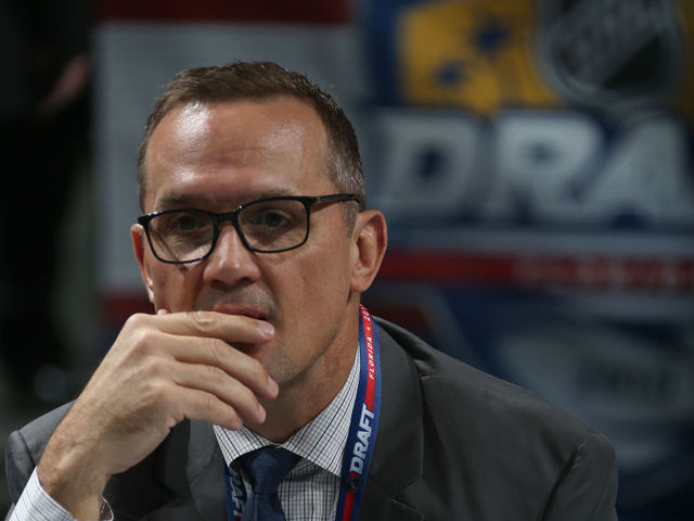 Under heavy pressure, Yzerman delivers by keeping Lightning intact