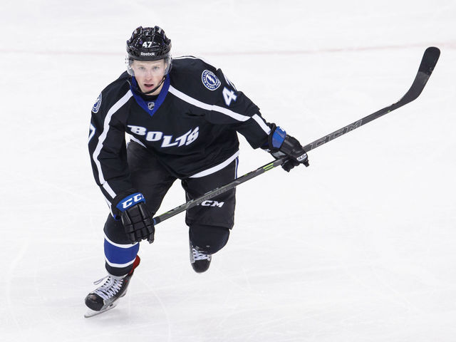 Lightning reduced to 10 forwards after Vermin leaves game vs. Blue Jackets