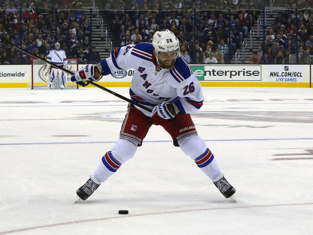 Wild claim Jarret Stoll off waivers from Rangers