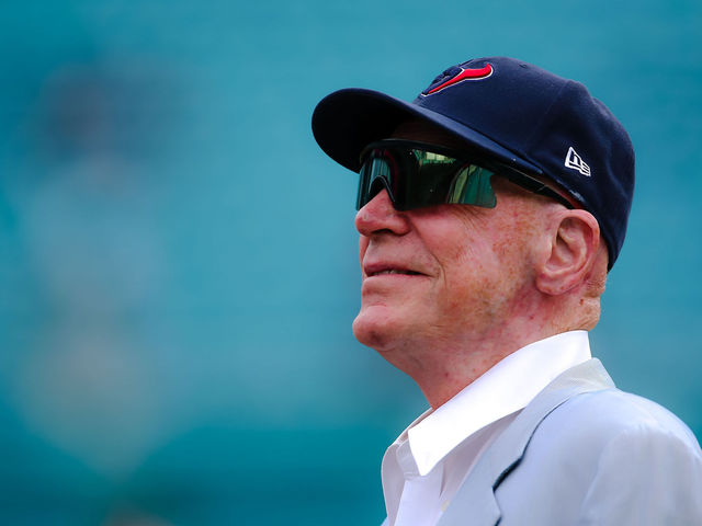 Texans owner compared player protests to 'inmates running the prison'