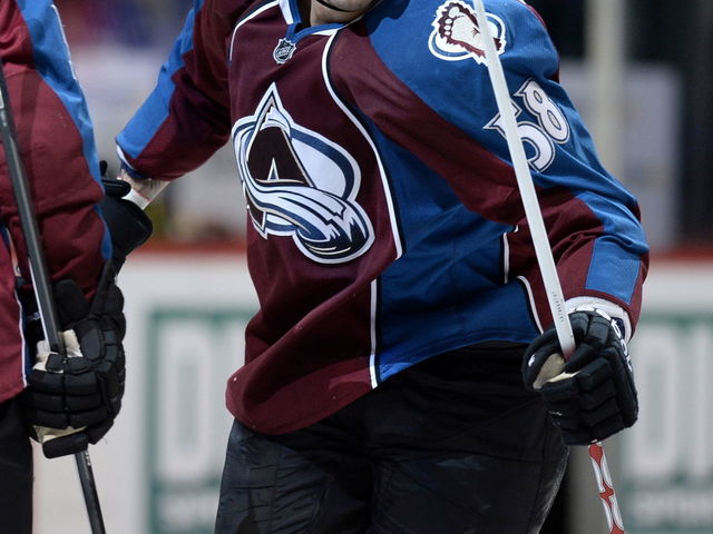 Avalanche' Patrick Bordeleau will miss 8-10 weeks with fractured kneecap