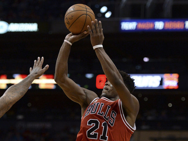 VIDEO: Butler's heroic late triple almost takes Bulls-Pistons to 5th OT