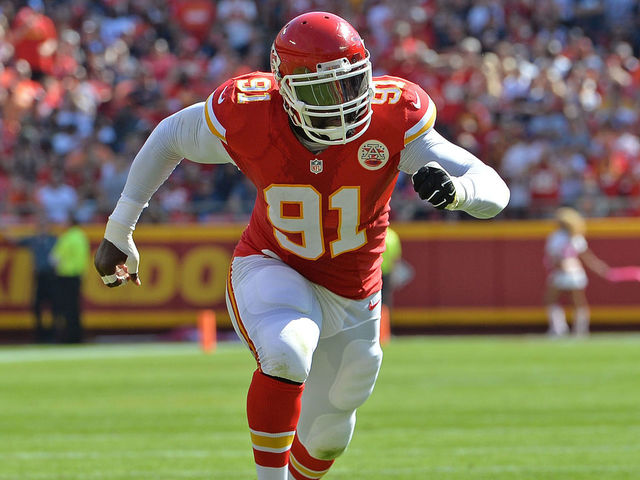 Tamba Hali unhappy with playing time, questions future with Chiefs