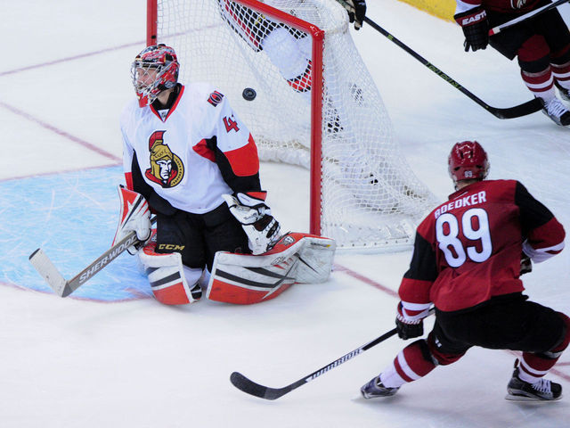 Coyotes to begin contract talks with Boedker in January