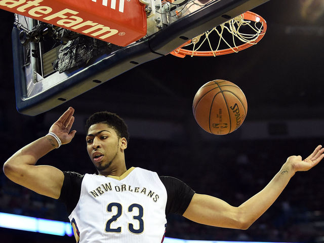 Pelicans hang on for win over Rockets