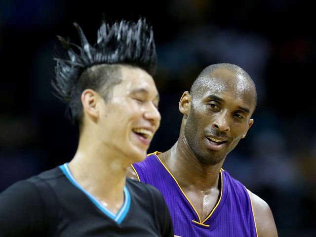VIDEO: Kobe almost ended Jeremy Lin's life blocking a shot