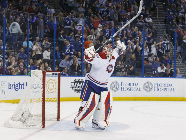 PHOTO: Mike Condon puts Bill Belichick on Winter Classic mask