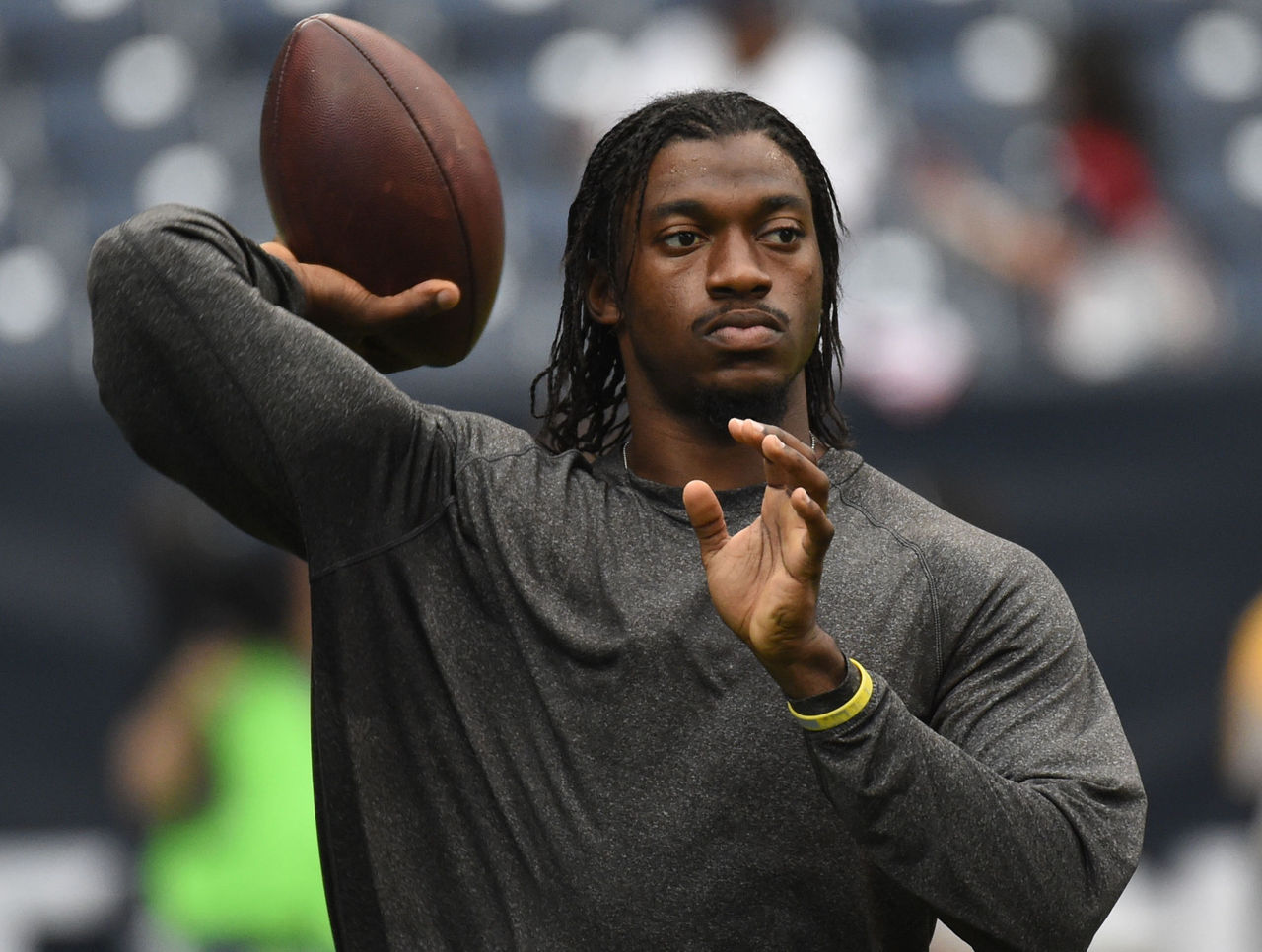 Robert Griffin III says it's an 'honor,' not a 'relief,' to be named Browns  starting QB