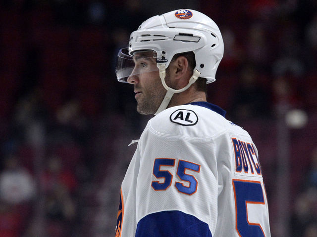 Islanders' Boychuk day to day after hard collision into boards