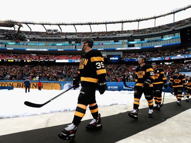 VIDEO: Gillette Stadium erupts as Beleskey gets Bruins on board