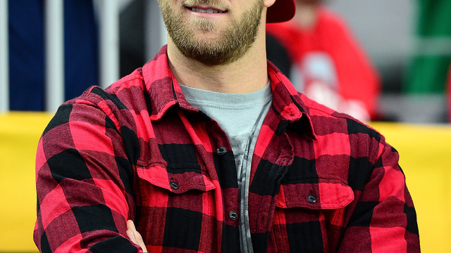 PHOTO: Bryce Harper's arms are exploding out of his Buckeyes jersey