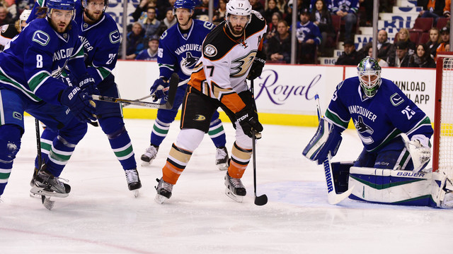VIDEO: Ducks' Kesler not bothered by Canucks fans' boos