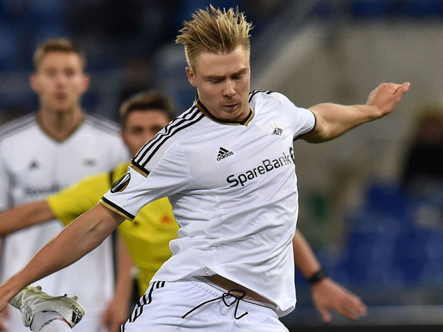 Saint-Etienne signs Norwegian forward Alexander Soderlund
