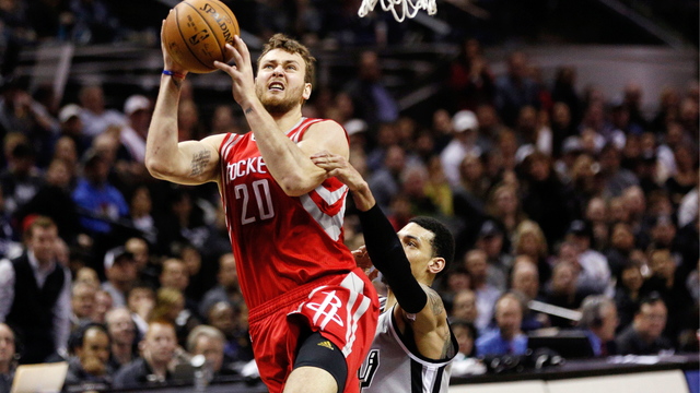 Motiejunas fails physical, Pistons to void 3-team trade