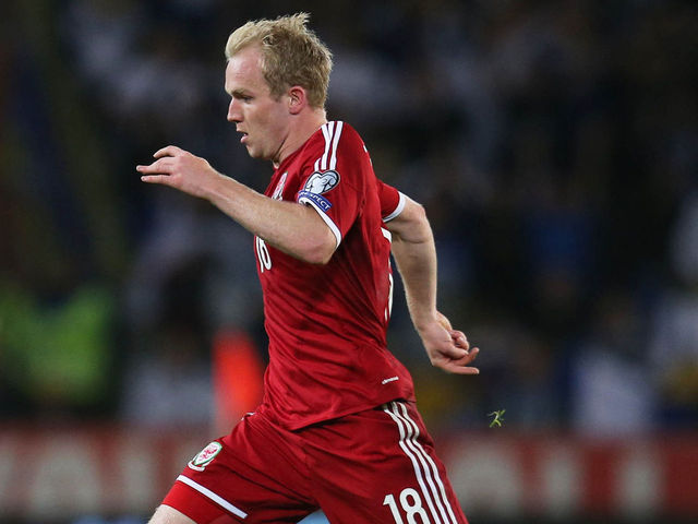 MK Dons secures emergency loan for Crystal Palace's Jonny Williams