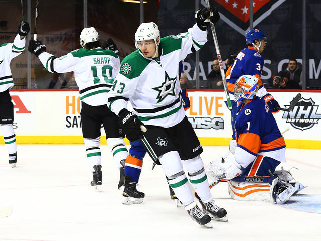 Stars' Nichushkin registers 1st career multi-goal game in return from injury