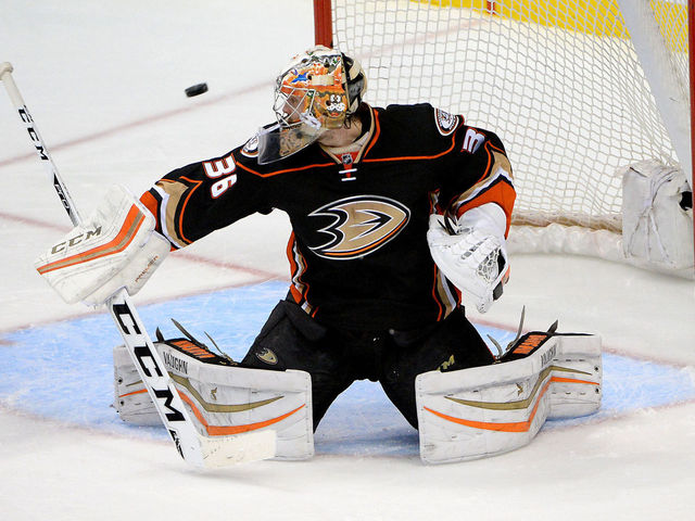 Gibson solid again as Ducks vault into playoff position