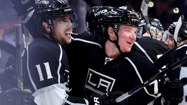 Watch: Kopitar blasts slapper off Zaitsev's visor for power-play goal