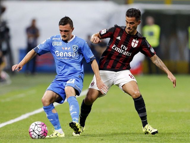 AC Milan's Suso joins Genoa on loan until end of season