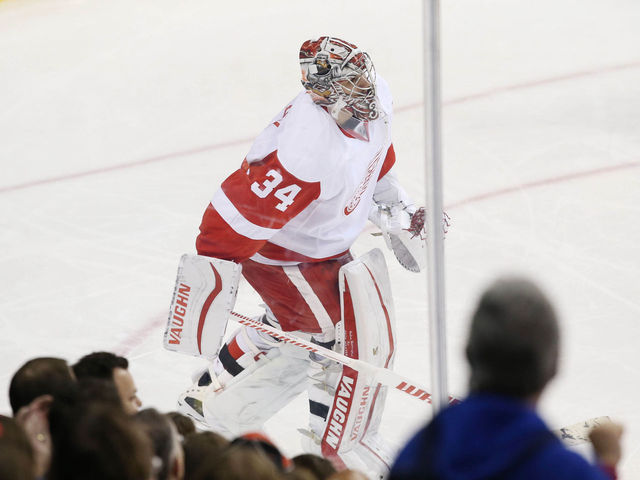 Red Wings' Mrazek earns 7th career shutout vs. Devils