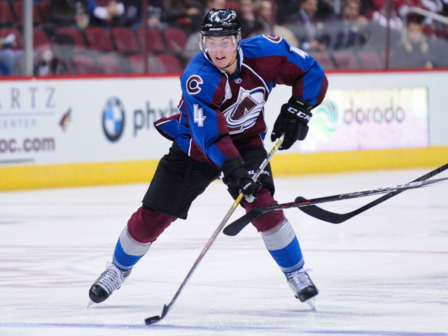 Barrie's big night helps Avalanche end Kings' winning streak