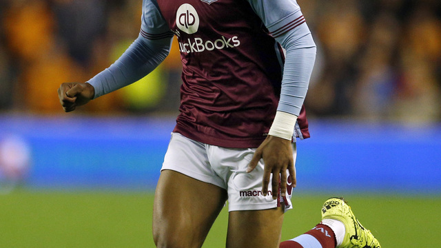 Aston Villa's Callum Robinson returns to Preston on loan deal
